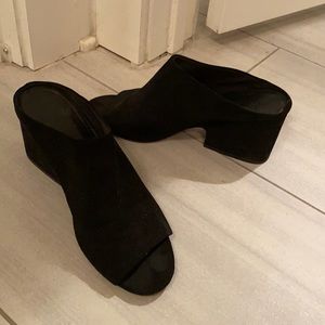 Vince slip on mules with toe